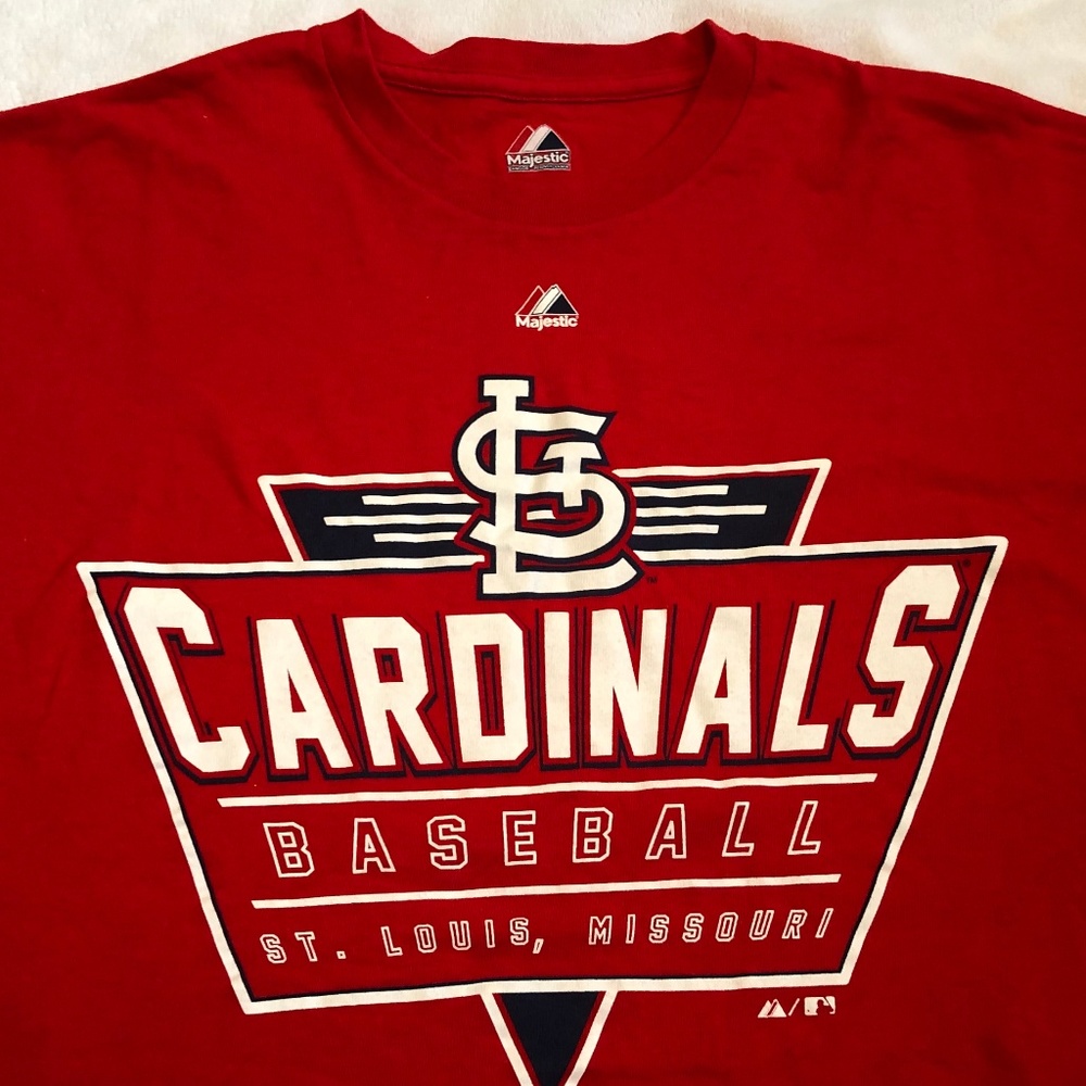 St Louis Cardinal's Baseball T-Shirt - EUC